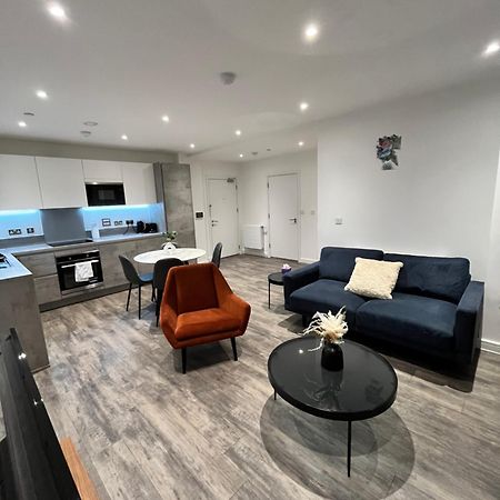 One Bedroom Apartment باركنغ المظهر الخارجي الصورة